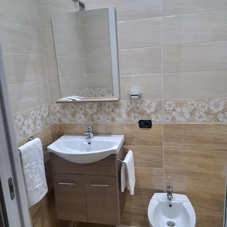 Area Domus 2* פומפיי