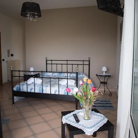 Bed & Breakfast Area Domus 4*