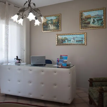 Area Domus ベッド・アンド・ブレックファスト 4*