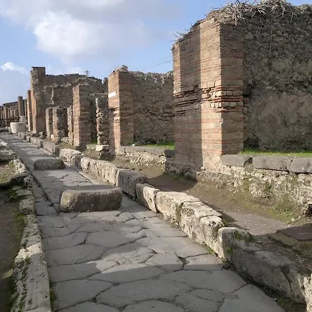Panzió Area Domus Pompeji