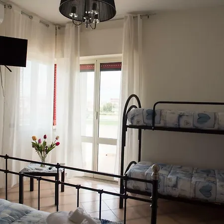 Area Domus לינה וארוחת בוקר פומפיי