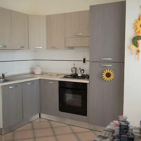 לינה וארוחת בוקר Area Domus 2*