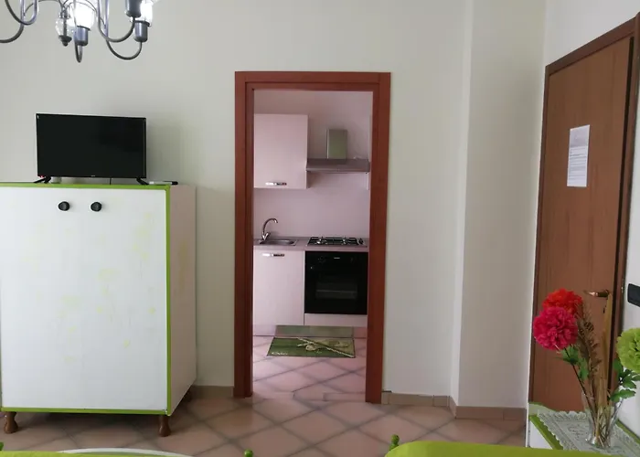 Area Domus Bed & Breakfast 4*